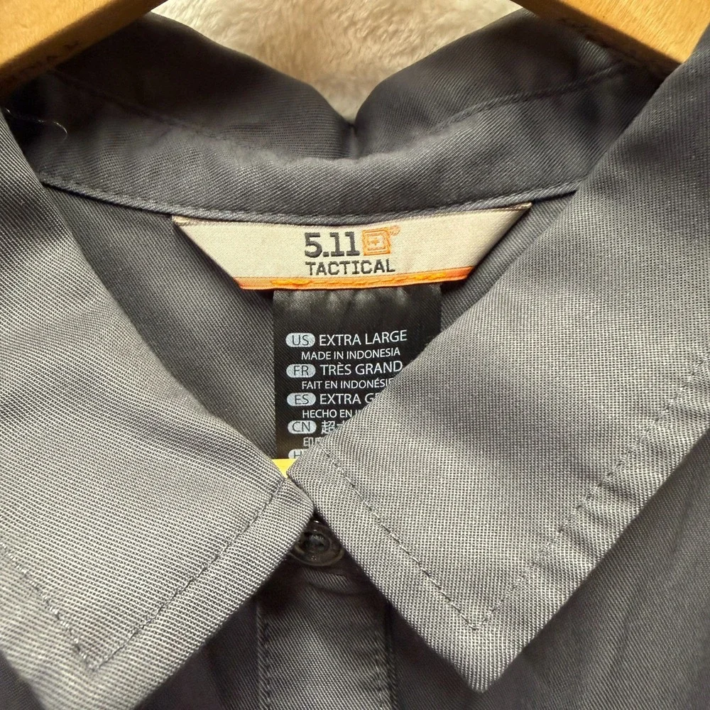 5.11 Tactical Short Sleeve Shirt Celia Mens XL Gray Tail Hem Pleated Button Up